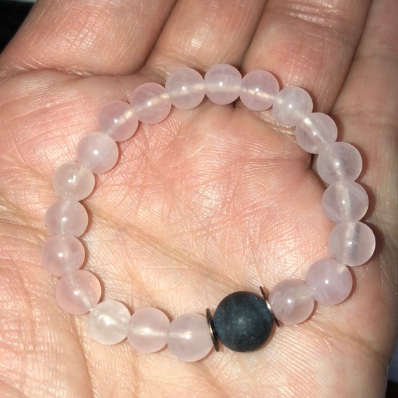 • LOVE • Rose Quartz + Shungite Bracelet - Picture 3 of 10